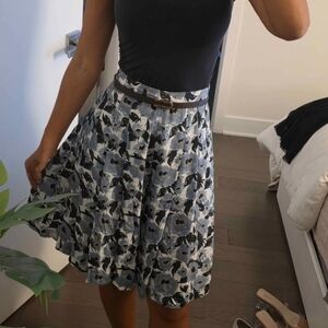 Silk Laundry - Floral Skirt Thars Alsp Shorts